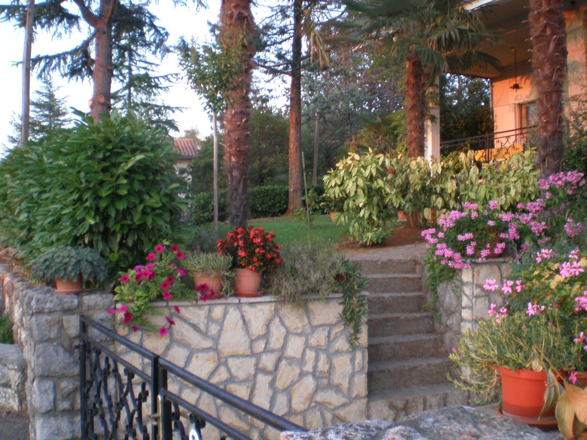 Apartments Villa Elizabet Malinska Eksteriør bilde